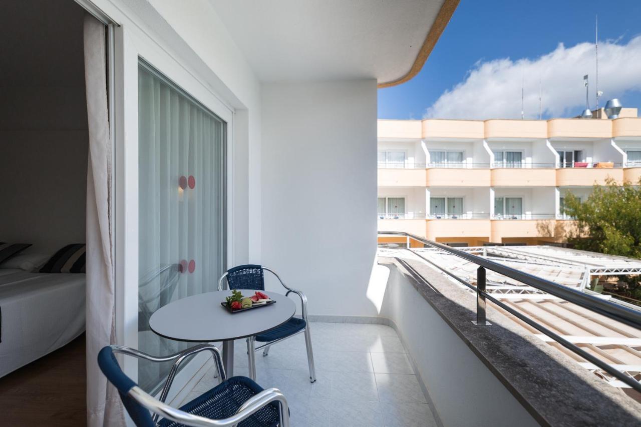 Sagitario Playa Hotel Кала Бланка Екстериор снимка
