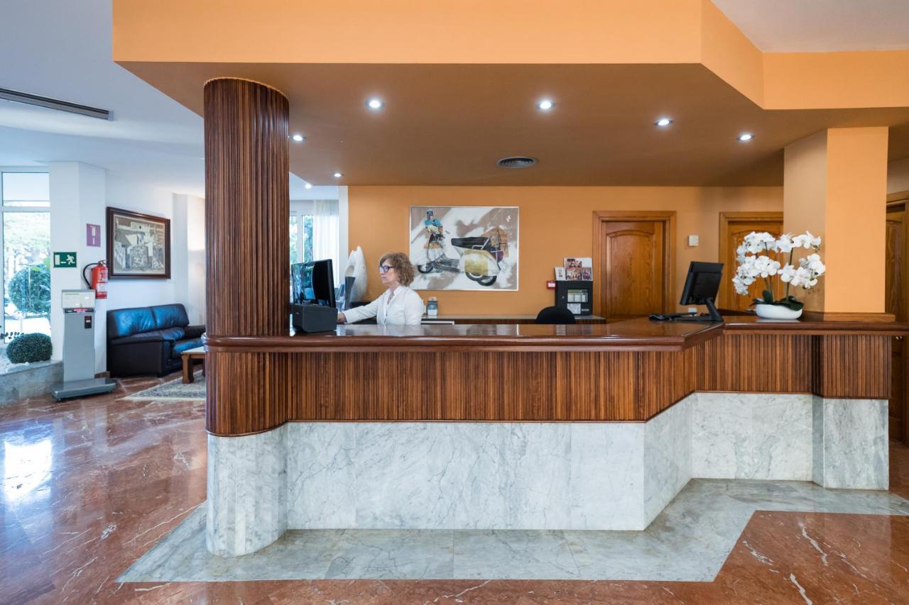 Sagitario Playa Hotel Кала Бланка Екстериор снимка