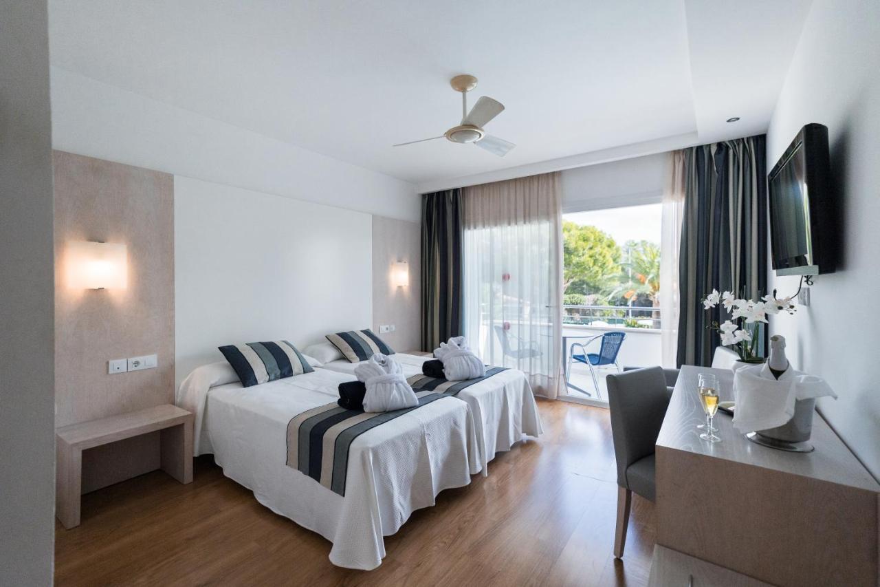 Sagitario Playa Hotel Кала Бланка Екстериор снимка