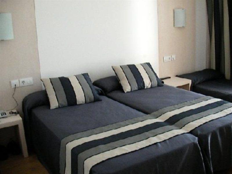 Sagitario Playa Hotel Кала Бланка Екстериор снимка