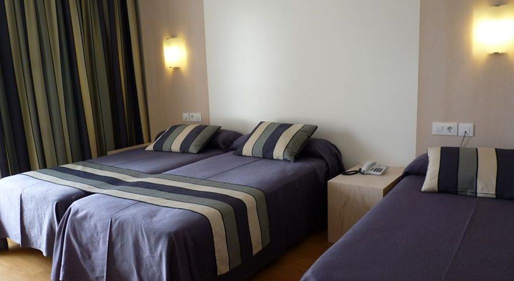 Sagitario Playa Hotel Кала Бланка Екстериор снимка